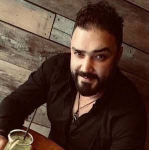 Meet your Posher, Abdallah